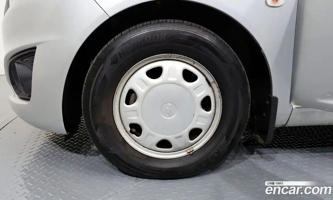 Chevrolet Spark 2013 1.0 Механическая в Москве № 84181, фото 17