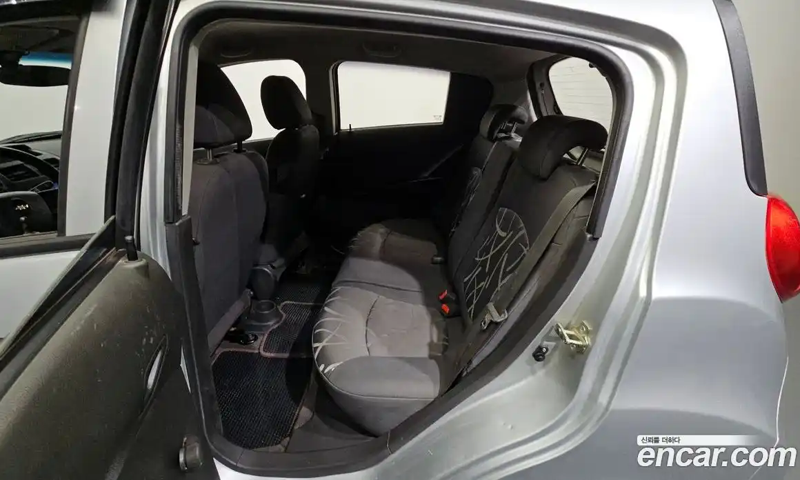 Chevrolet Spark 2013 1.0 Механическая в Москве № 84181, фото 18