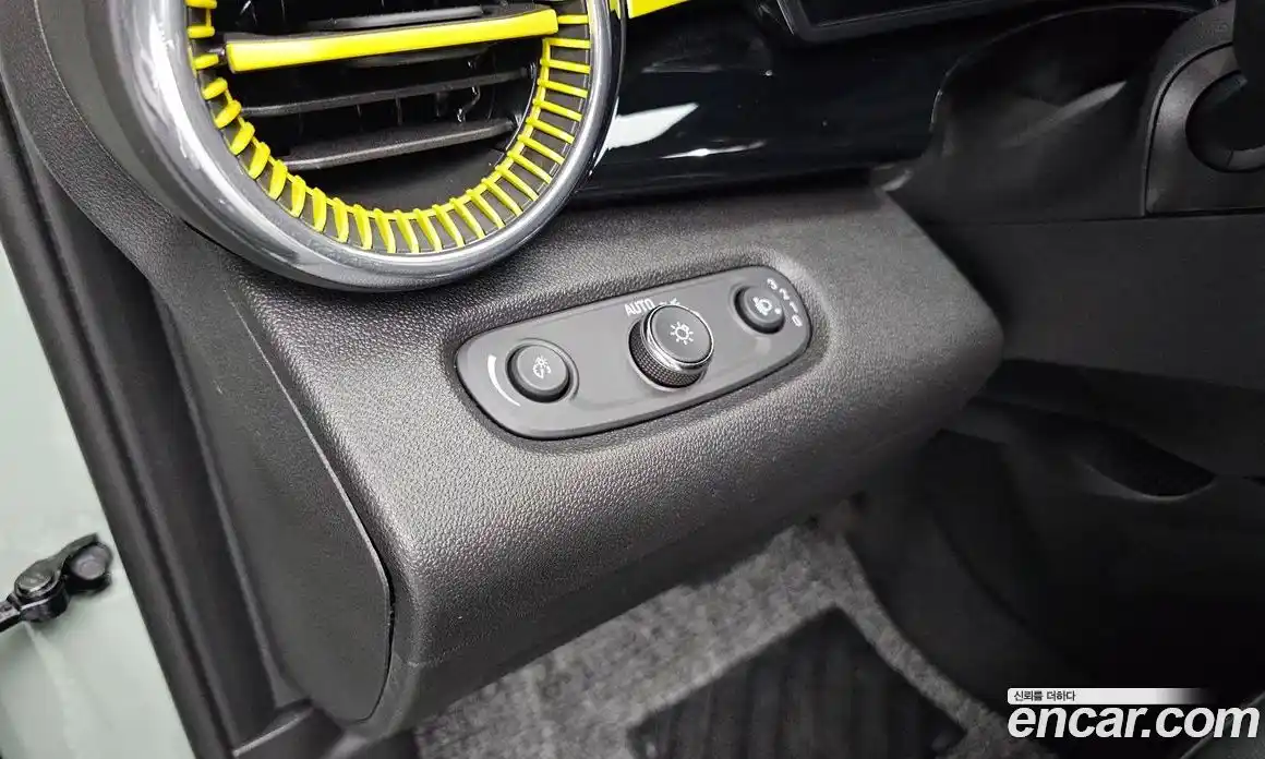 Chevrolet Trax 2025 1.2 Автомат в Москве № 85715, фото 13