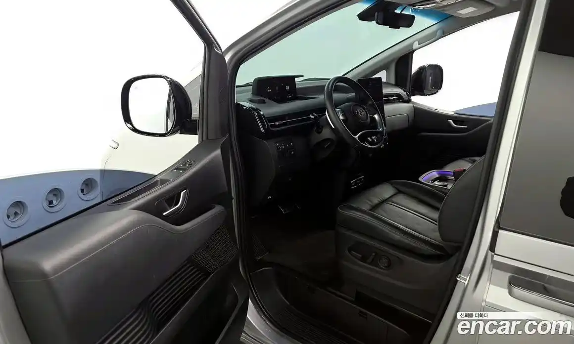 Hyundai Staria 2022 2.2 Автомат в Москве № 9716, фото 15