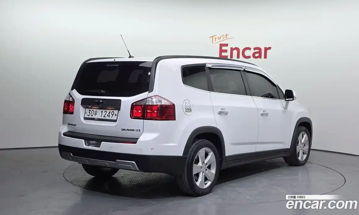 Chevrolet Orlando 2014 2.0 Автомат в Москве № 105810, фото 9