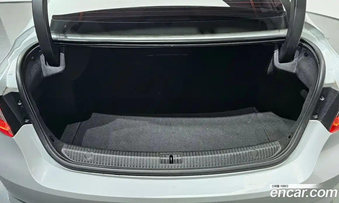 Renault SM6 2019 2.0 Автомат в Москве № 106086, фото 9