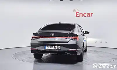 Hyundai Avante 2022 1.6 Автомат в Москве № 107875, миниатюра 5