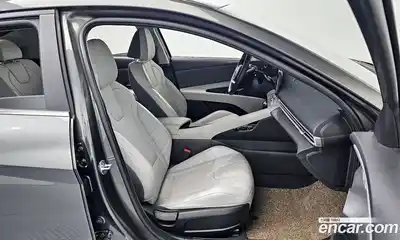 Hyundai Avante 2022 1.6 Автомат в Москве № 107875, миниатюра 8