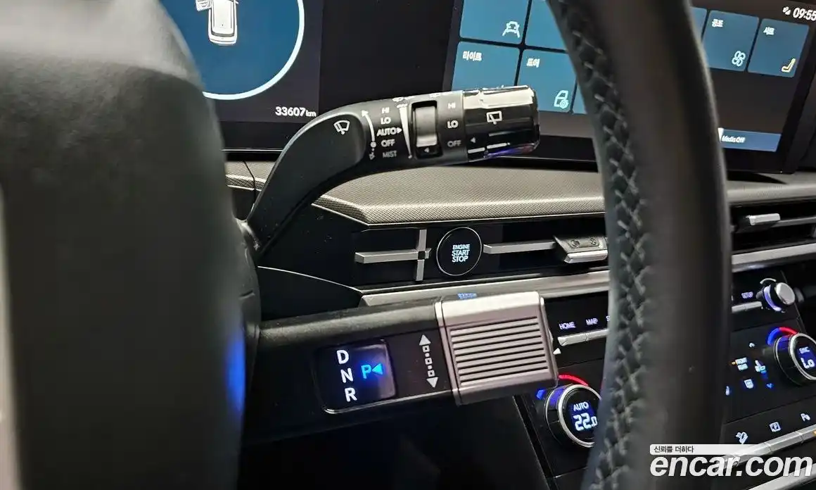 Hyundai Santa Fe 2024 2.5 Автомат в Москве № 111368, фото 14