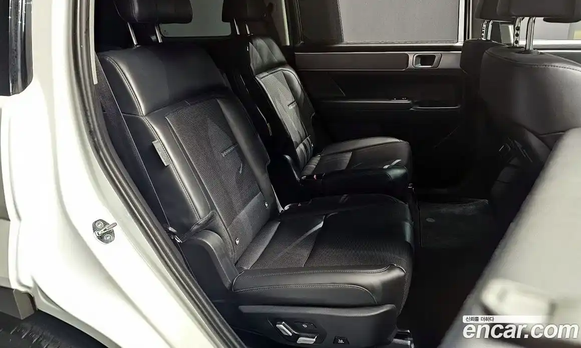 Hyundai Santa Fe 2024 2.5 Автомат в Москве № 111368, фото 7