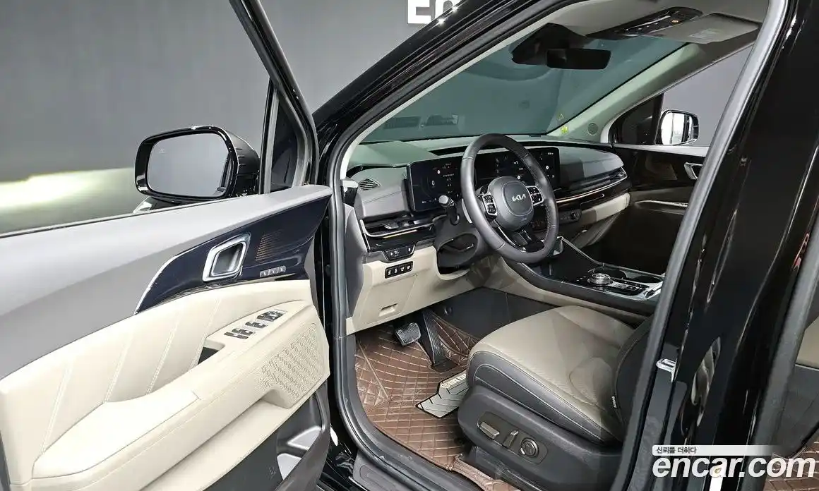 Kia Canival 2025 3.5 Автомат в Москве № 115258, фото 14