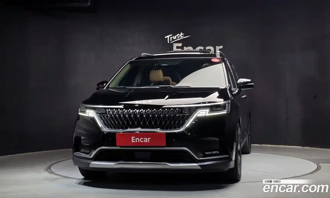 Kia Canival 2023 3.5 Автомат в Москве № 115655, фото 17