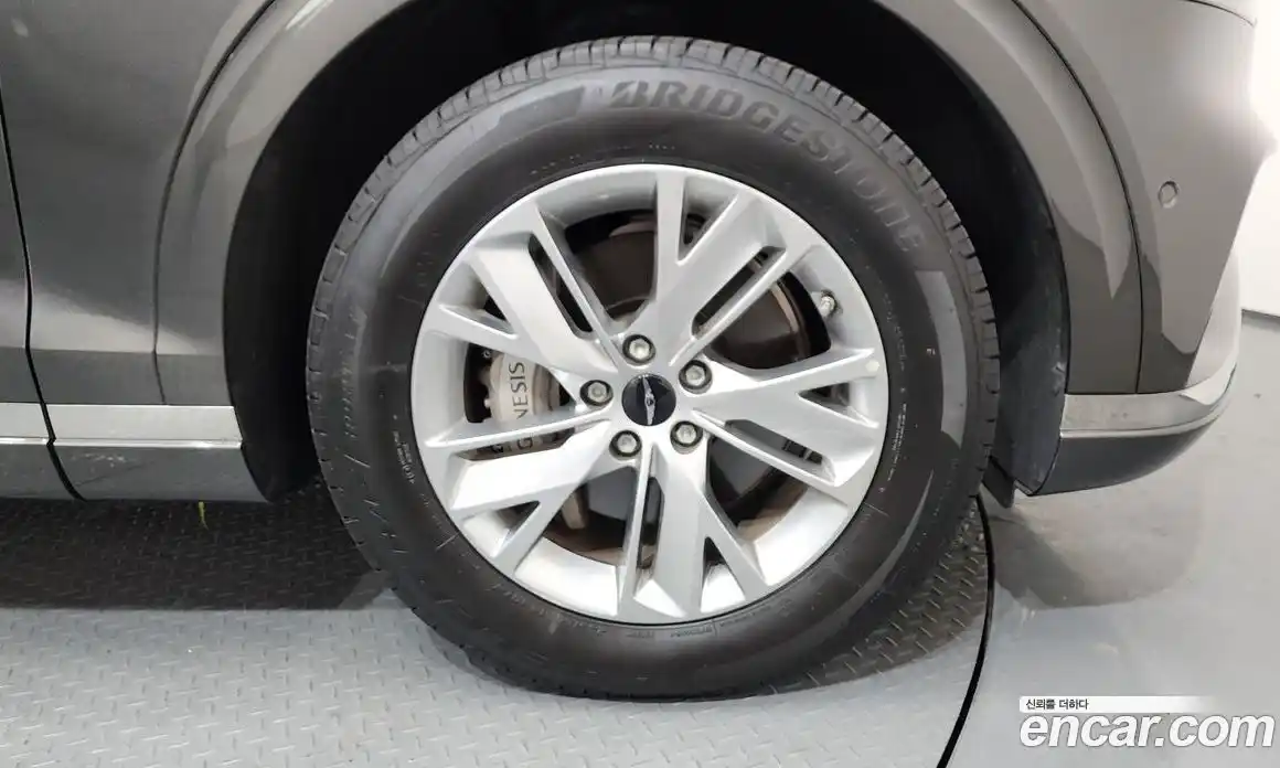 Genesis GV70 2025 2.5 Автомат в Москве № 116209, фото 13