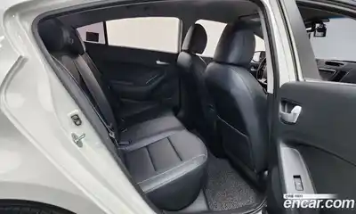 Kia K3 2018 1.6 Автомат в Москве № 120750, миниатюра 4
