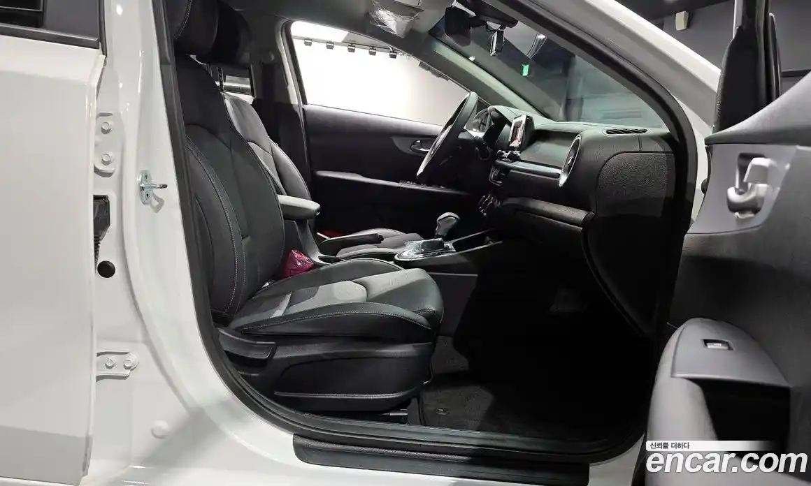 Kia K3 2022 1.6 Автомат в Москве № 121351, фото 14