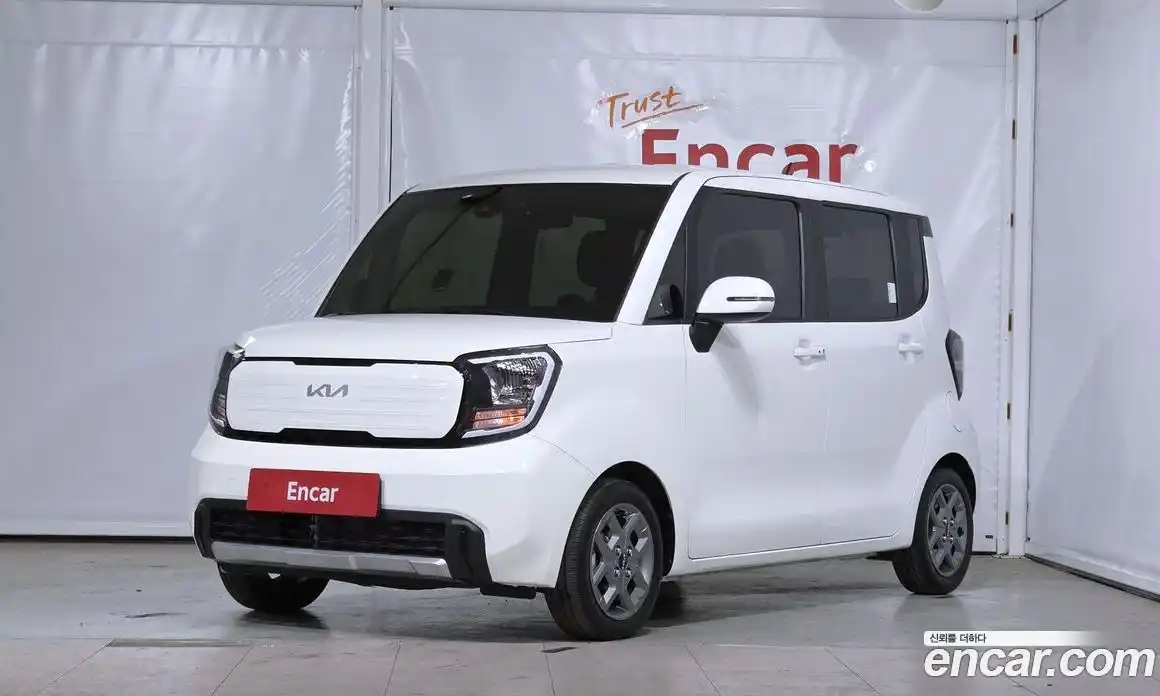 Kia Ray 2023 1.0 Автомат в Москве № 124199, фото 11