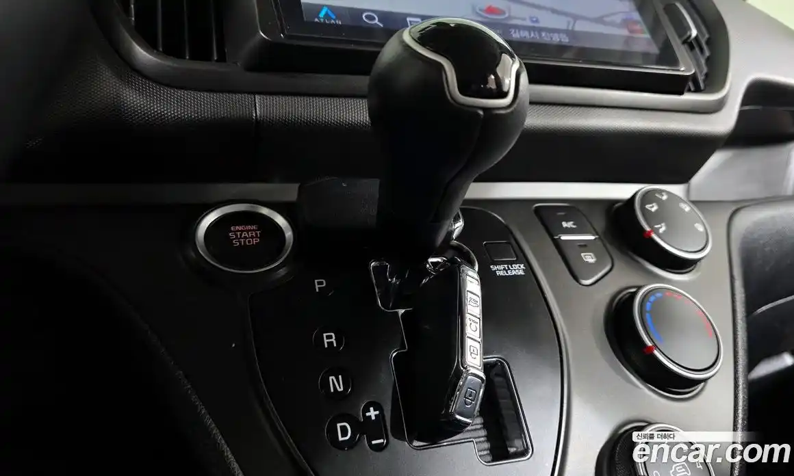 Kia Ray 2023 1.0 Автомат в Москве № 124199, фото 20