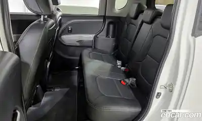 Kia Ray 2023 1.0 Автомат в Москве № 124199, миниатюра 7