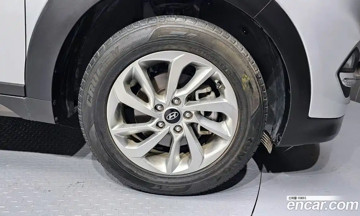 Hyundai Tucson 2016 1.7 Автомат в Москве № 12817, фото 16