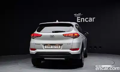 Hyundai Tucson 2016 1.7 Автомат в Москве № 12817, миниатюра 4