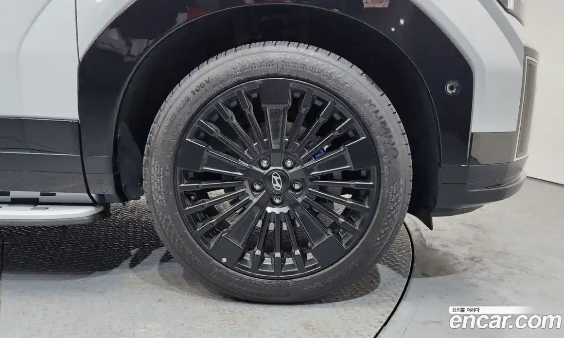 Hyundai Santa Fe 2024 1.6 Автомат в Москве № 129674, фото 15