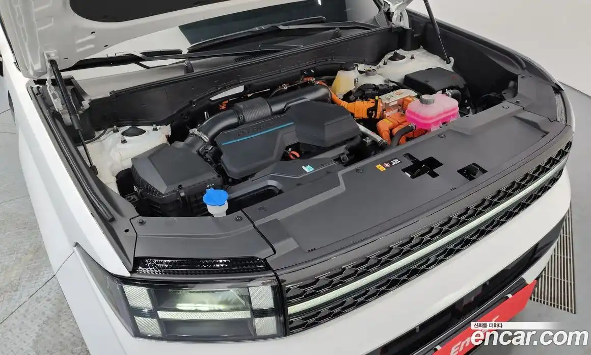 Hyundai Santa Fe 2024 1.6 Автомат в Москве № 129674, фото 8