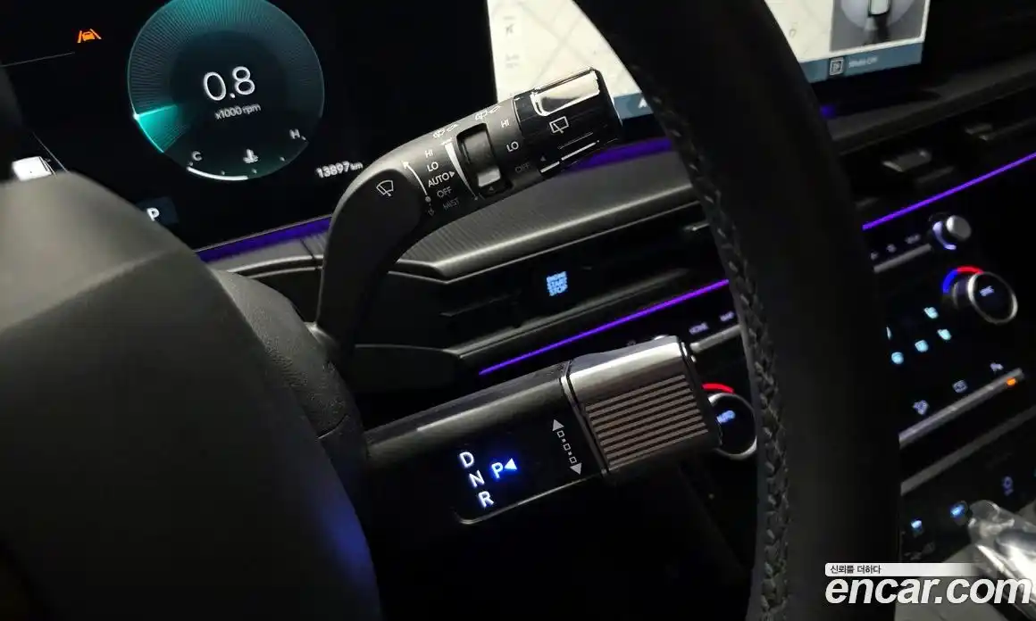 Hyundai Santa Fe 2025 2.5 Автомат в Москве № 130737, фото 3