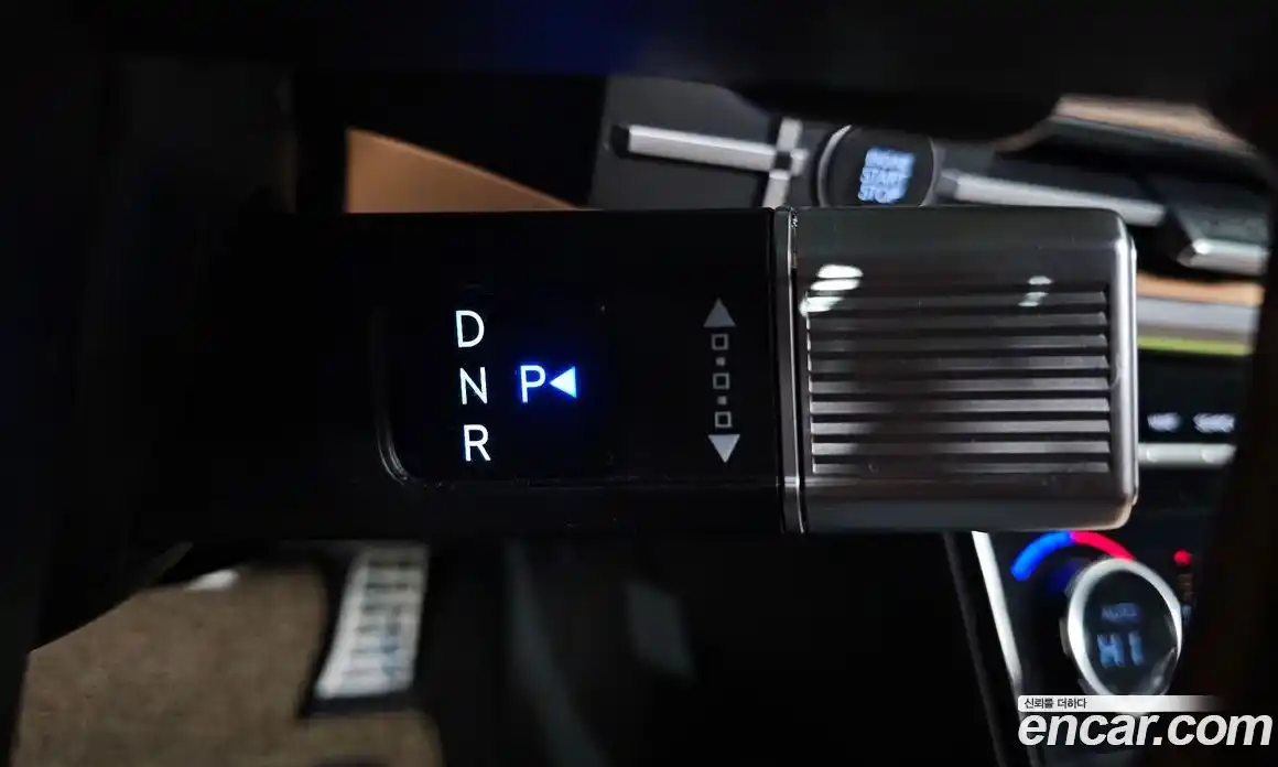 Hyundai Santa Fe 2024 2.5 Автомат в Москве № 130795, фото 5