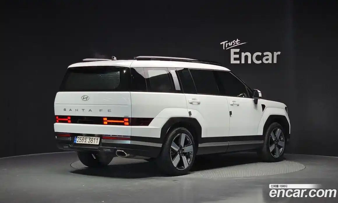 Hyundai Santa Fe 2024 2.5 Автомат в Москве № 130795, фото 10