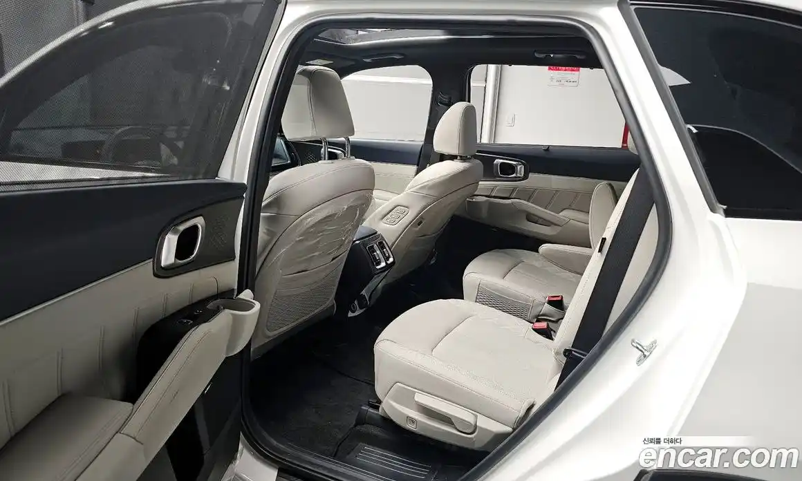 Kia Sorento 2024 1.6 Автомат в Москве № 131414, фото 6