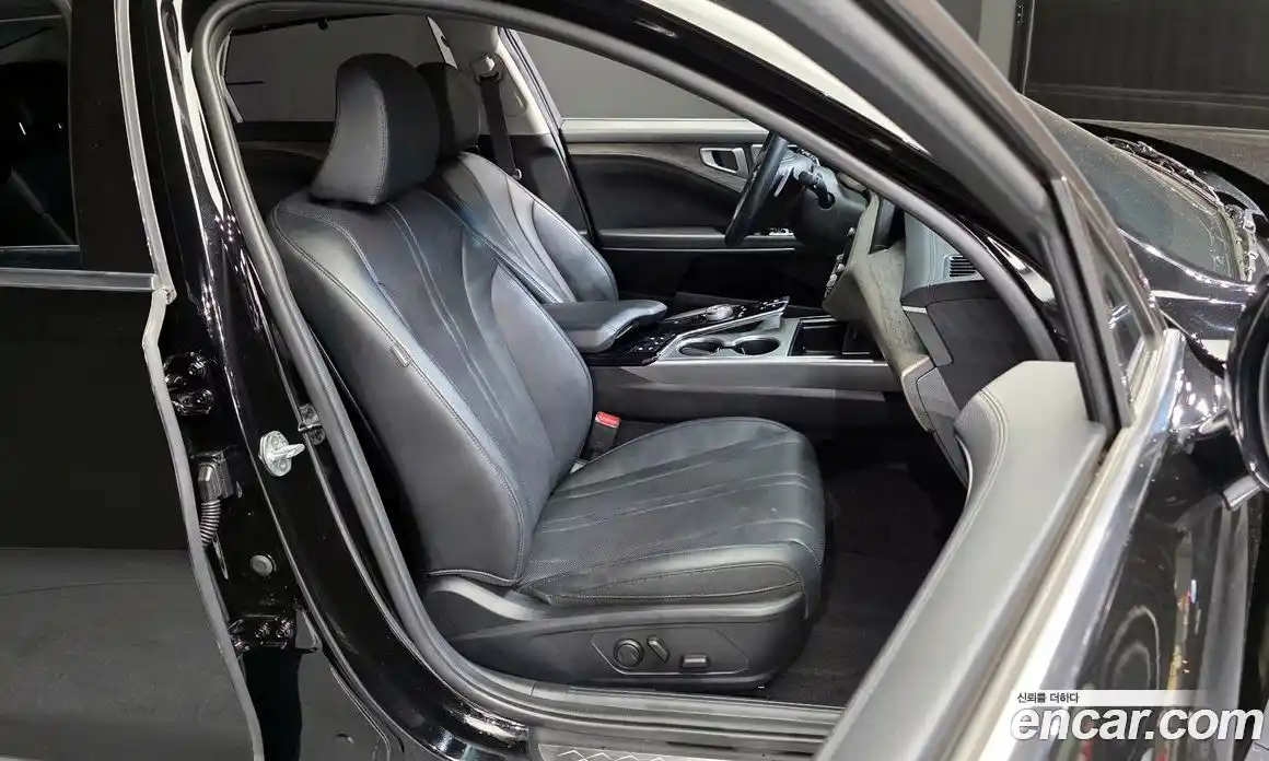 Kia K8 2022 2.5 Автомат в Москве № 132149, фото 15