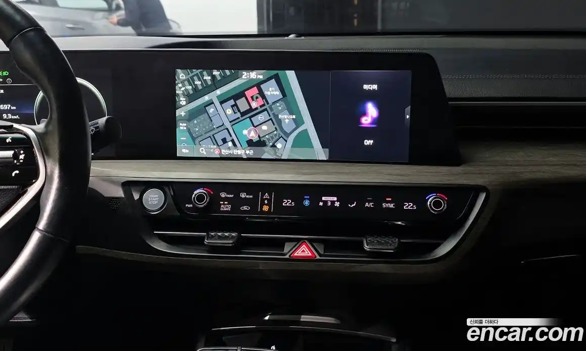 Kia K8 2022 2.5 Автомат в Москве № 132149, фото 17