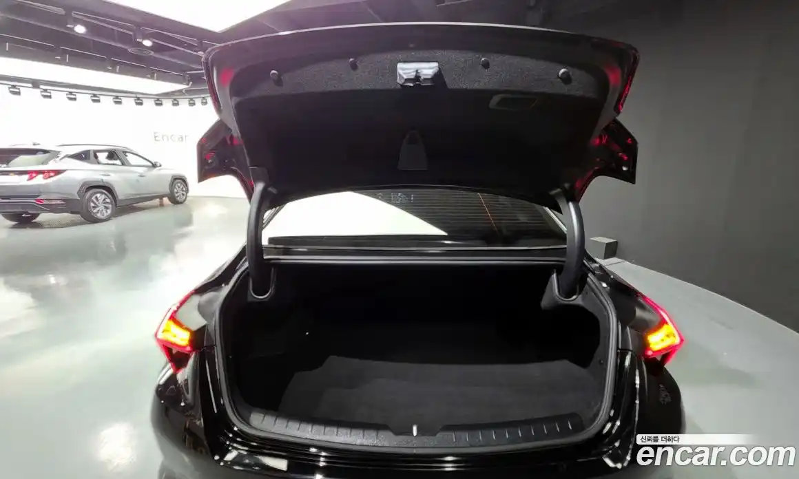 Kia K8 2022 2.5 Автомат в Москве № 132149, фото 7