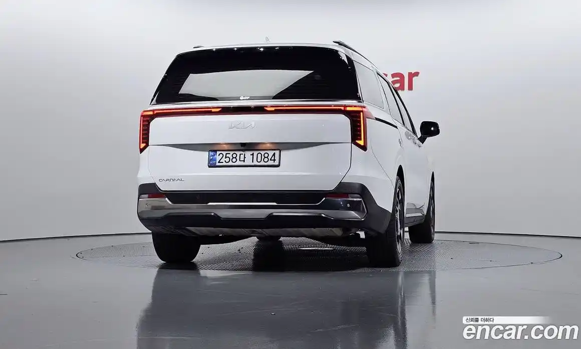 Kia Canival 2025 3.5 Автомат в Москве № 133473, фото 5