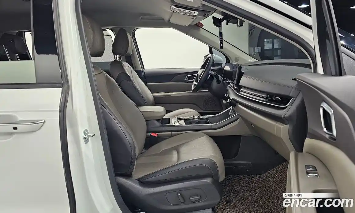 Kia Canival 2025 3.5 Автомат в Москве № 133473, фото 8