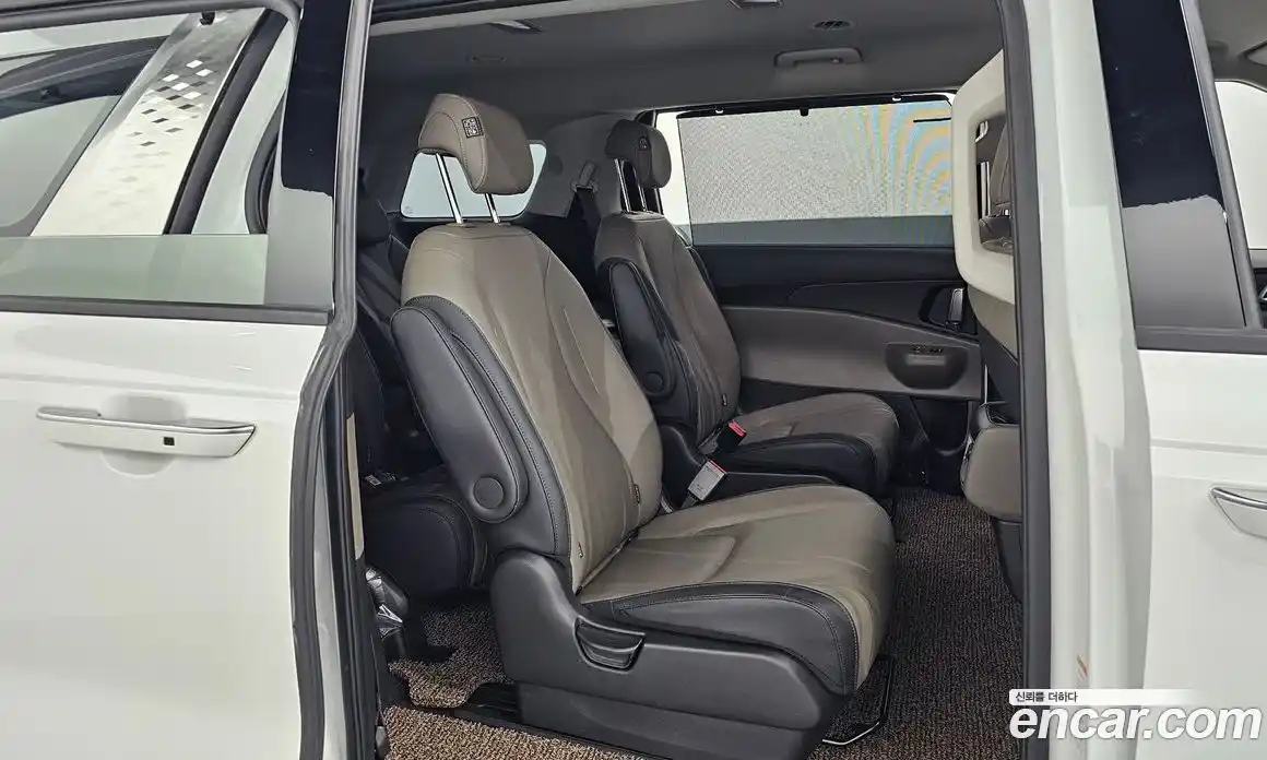 Kia Canival 2025 3.5 Автомат в Москве № 133473, фото 9