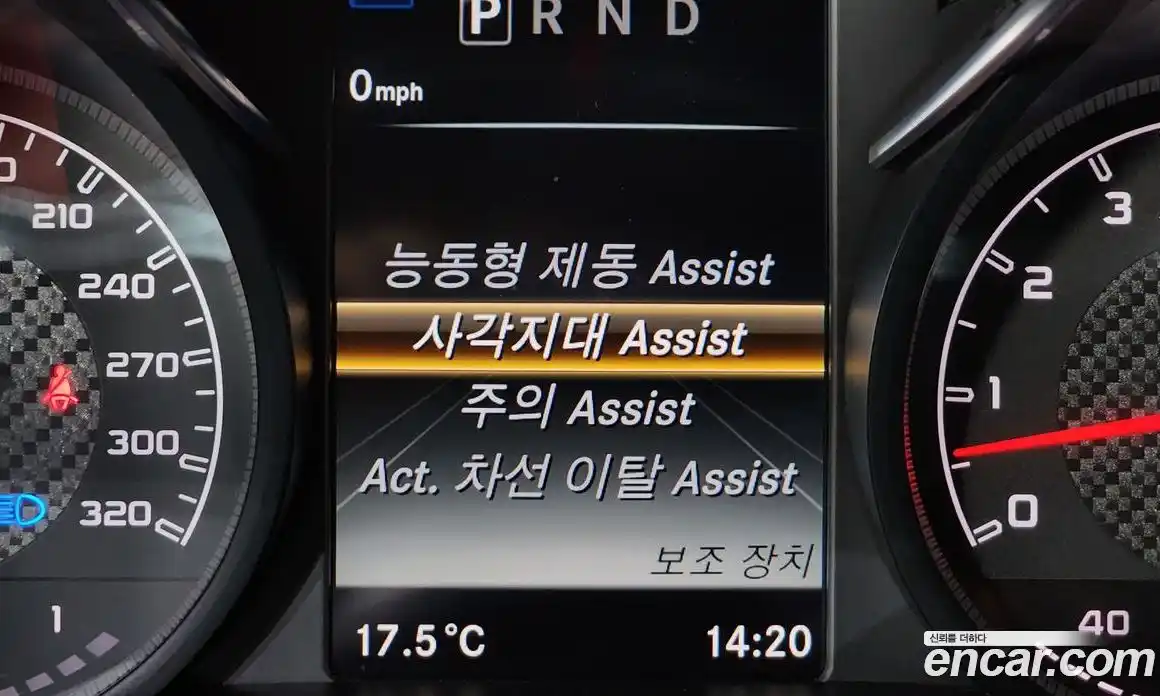 Mercedes-Benz AMG GT 2017 4.0 Автомат в Москве № 135926, фото 20