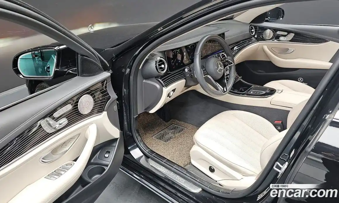 Mercedes-Benz E-Class 2023 3.0 Автомат в Москве № 138550, фото 20