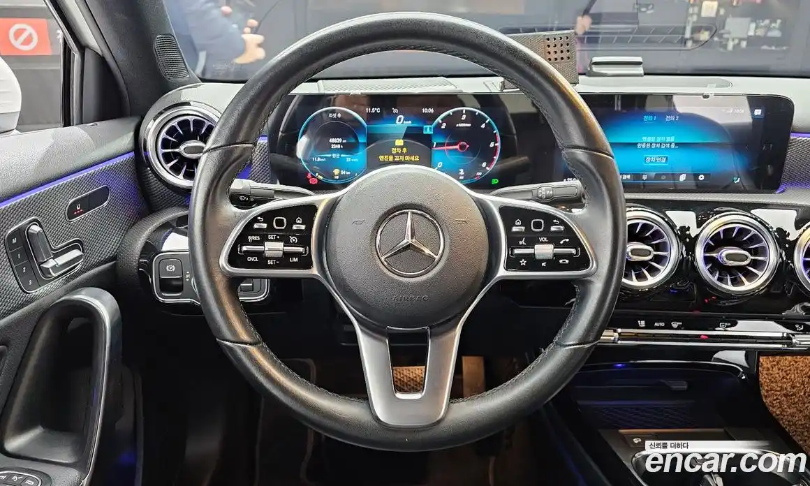 Mercedes-Benz A-Class 2021 1.9 Автомат в Москве № 142580, фото 18