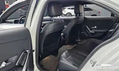 Mercedes-Benz A-Class 2021 1.9 Автомат в Москве № 142580, миниатюра 2