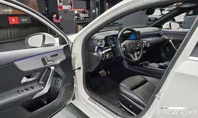 Mercedes-Benz A-Class 2021 1.9 Автомат в Москве № 142580, миниатюра 6