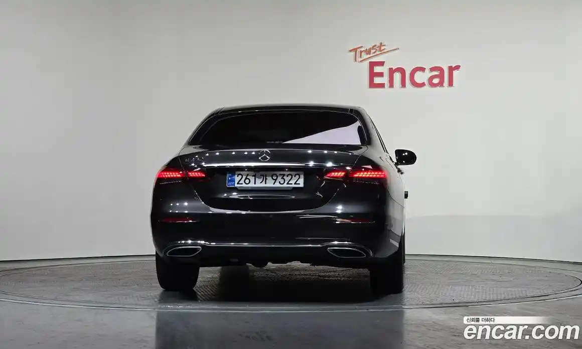 Mercedes-Benz E-Class 2021 2.0 Автомат в Москве № 142802, фото 18