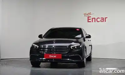 Mercedes-Benz E-Class 2021 2.0 Автомат в Москве № 142802, миниатюра 4