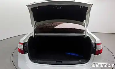 Renault SM3 2011 1.6 Автомат в Москве № 148267, миниатюра 11