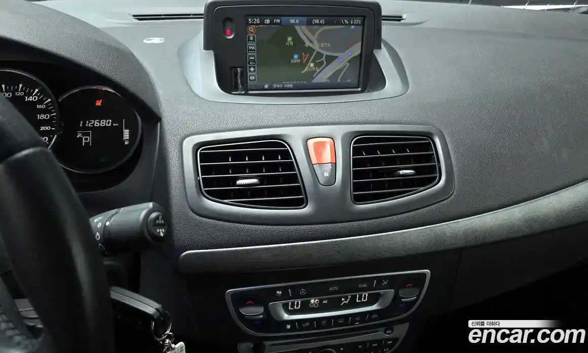 Renault SM3 2011 1.6 Автомат в Москве № 148267, фото 18