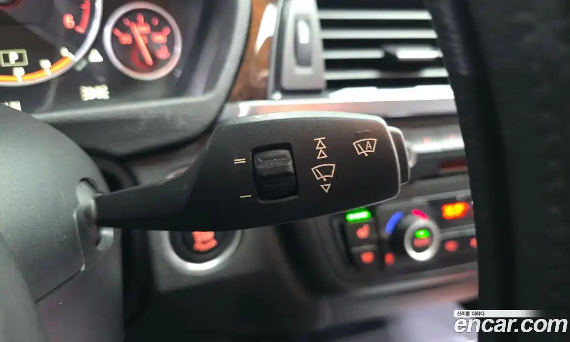 BMW 3-Series 2015 2.0 Автомат в Москве № 159369, фото 15