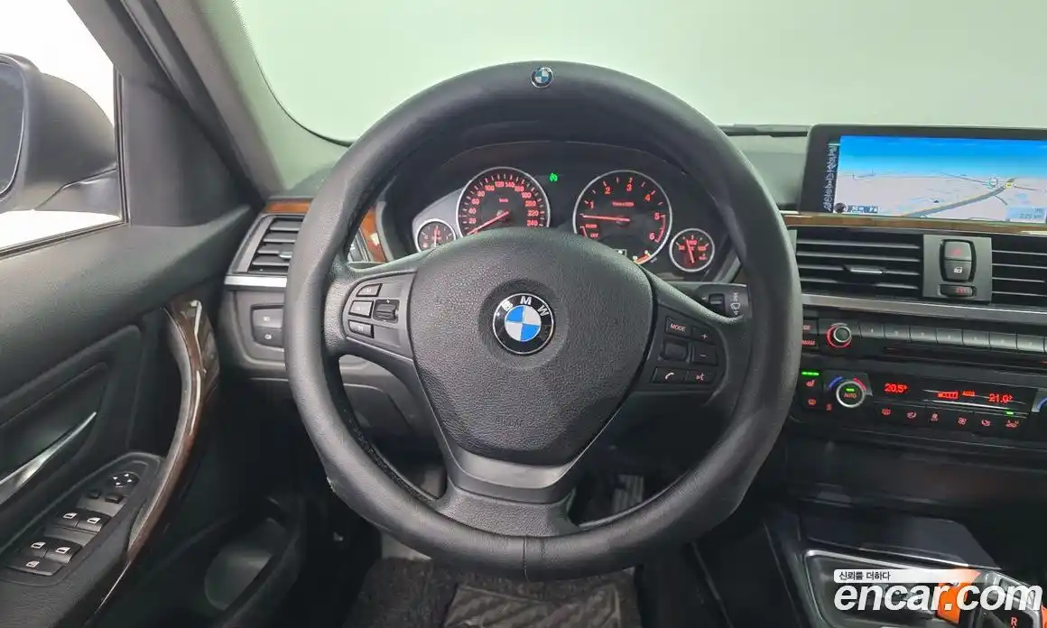 BMW 3-Series 2015 2.0 Автомат в Москве № 159369, фото 19