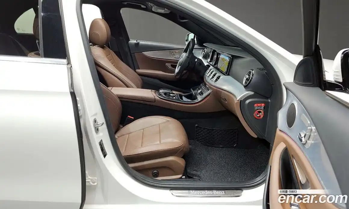 Mercedes-Benz E-Class 2020 2.0 Автомат в Москве № 161285, фото 14