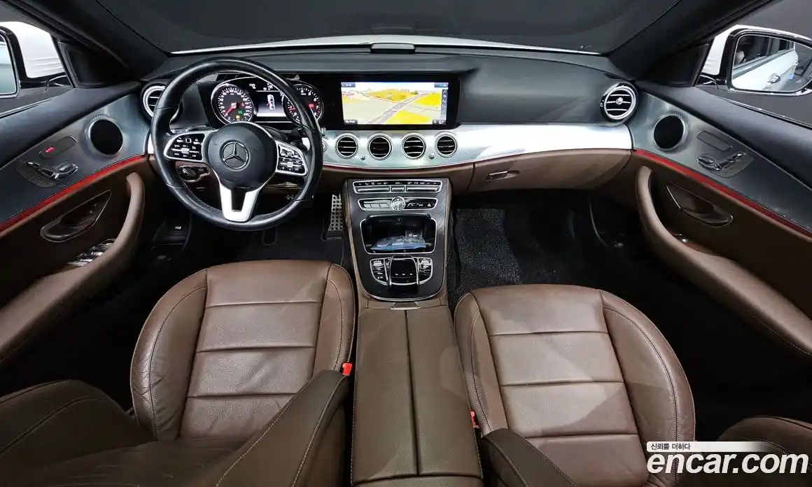 Mercedes-Benz E-Class 2020 2.0 Автомат в Москве № 161285, фото 17