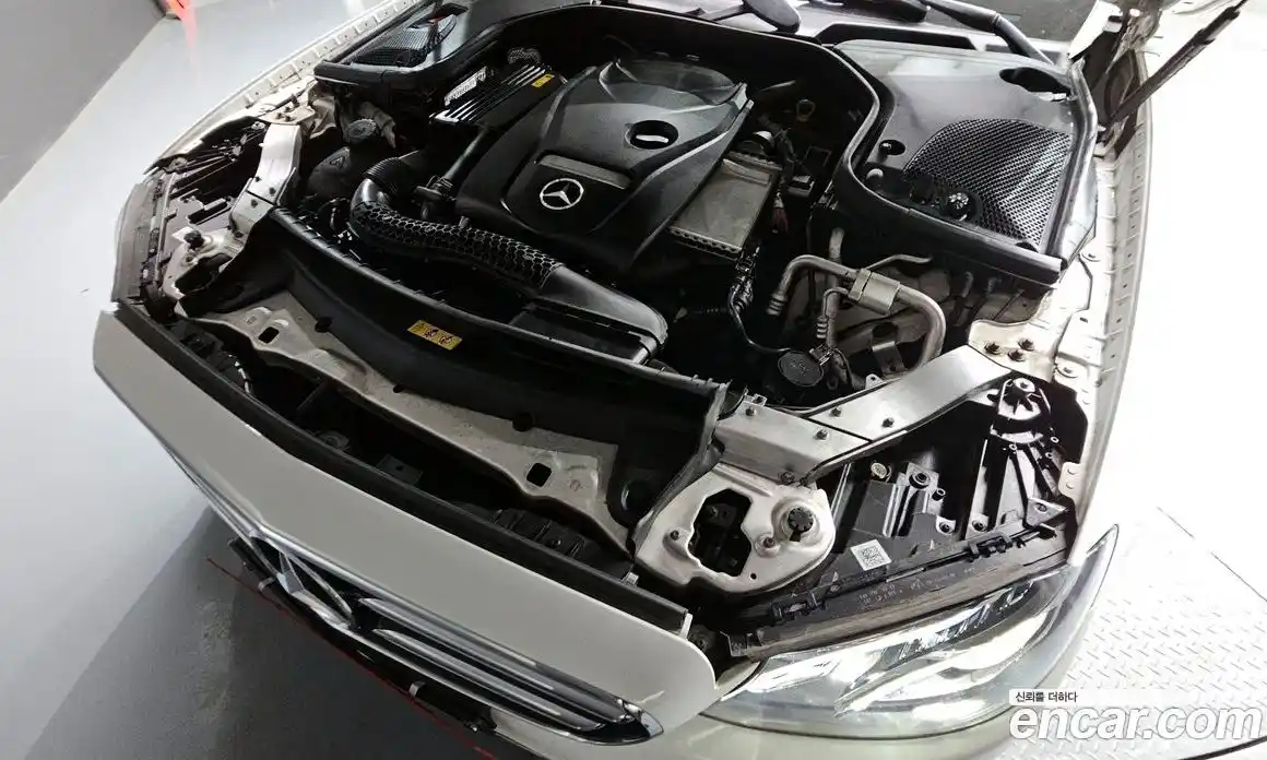 Mercedes-Benz E-Class 2020 2.0 Автомат в Москве № 161285, фото 19