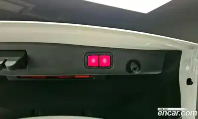 Mercedes-Benz E-Class 2020 2.0 Автомат в Москве № 161285, миниатюра 2