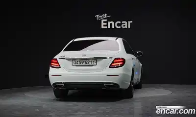 Mercedes-Benz E-Class 2020 2.0 Автомат в Москве № 161285, миниатюра 5