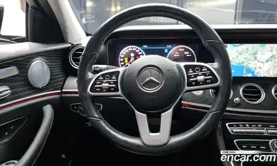 Mercedes-Benz E-Class 2019 2.0 Автомат в Москве № 161443, миниатюра 11