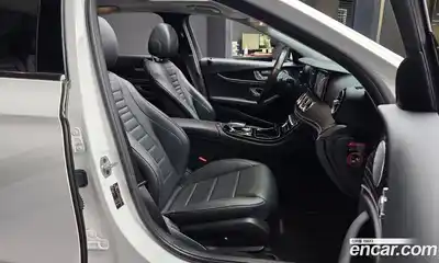 Mercedes-Benz E-Class 2019 2.0 Автомат в Москве № 161443, миниатюра 9